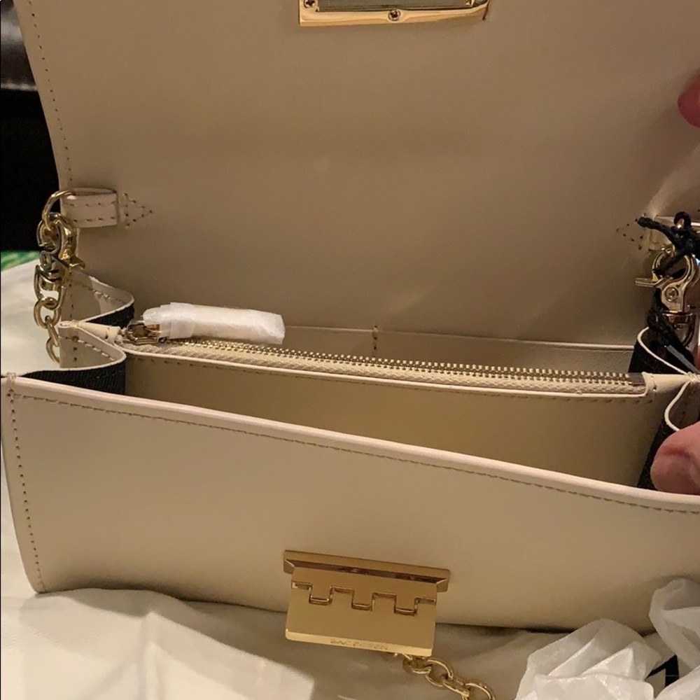 Zac Zac posen earths leather Wallet on a chain new with tag and dust bag - Picture 6 of 11